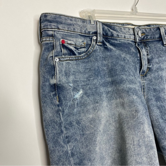 Slink Jeans Frayed Hem Bermuda Jean Shorts 18 - Picture 9 of 12